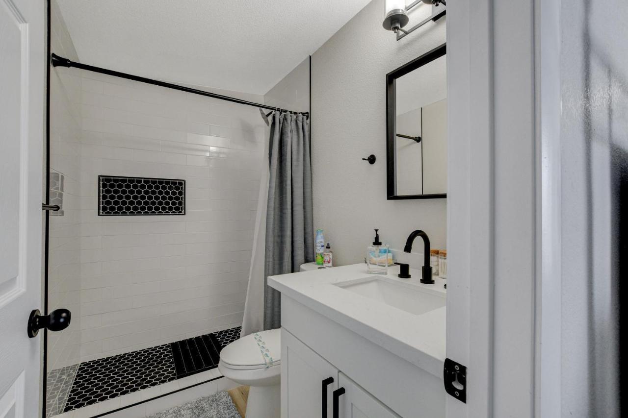 Lady Luck Oasis Large Pool Central Dogs Welcome Las Vegas Ngoại thất bức ảnh